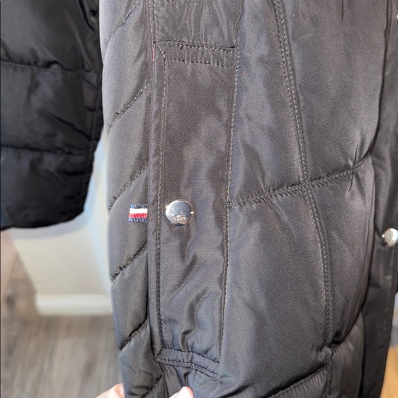 NWT Tommy Hilfiger Black Puffer Coat with Faux Fur Hood XL Pit 22 1/2 - Picture 7 of 13